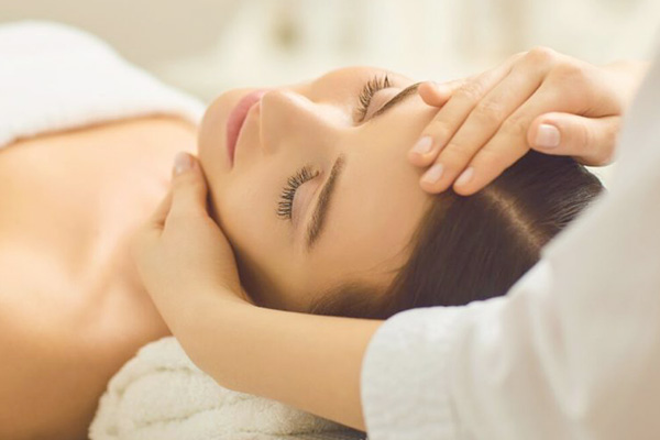 ヘッドマッサージ